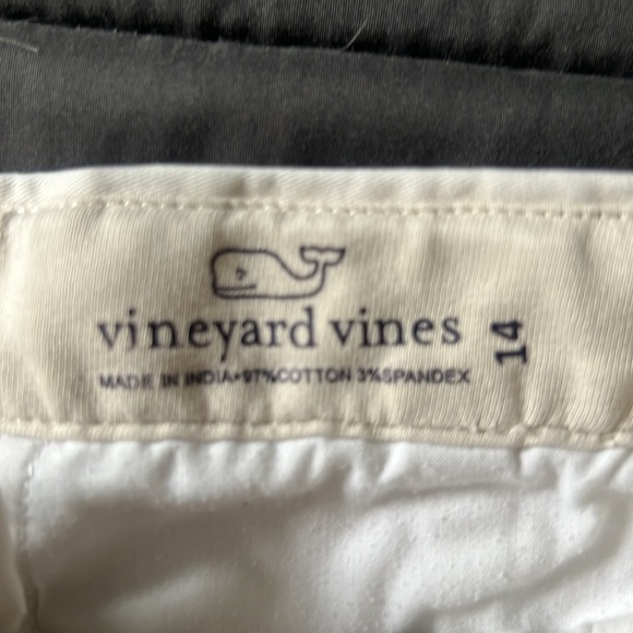 Vineyard Vines Boys’ Breaker Shorts; Stone/14 - Picture 3 of 3